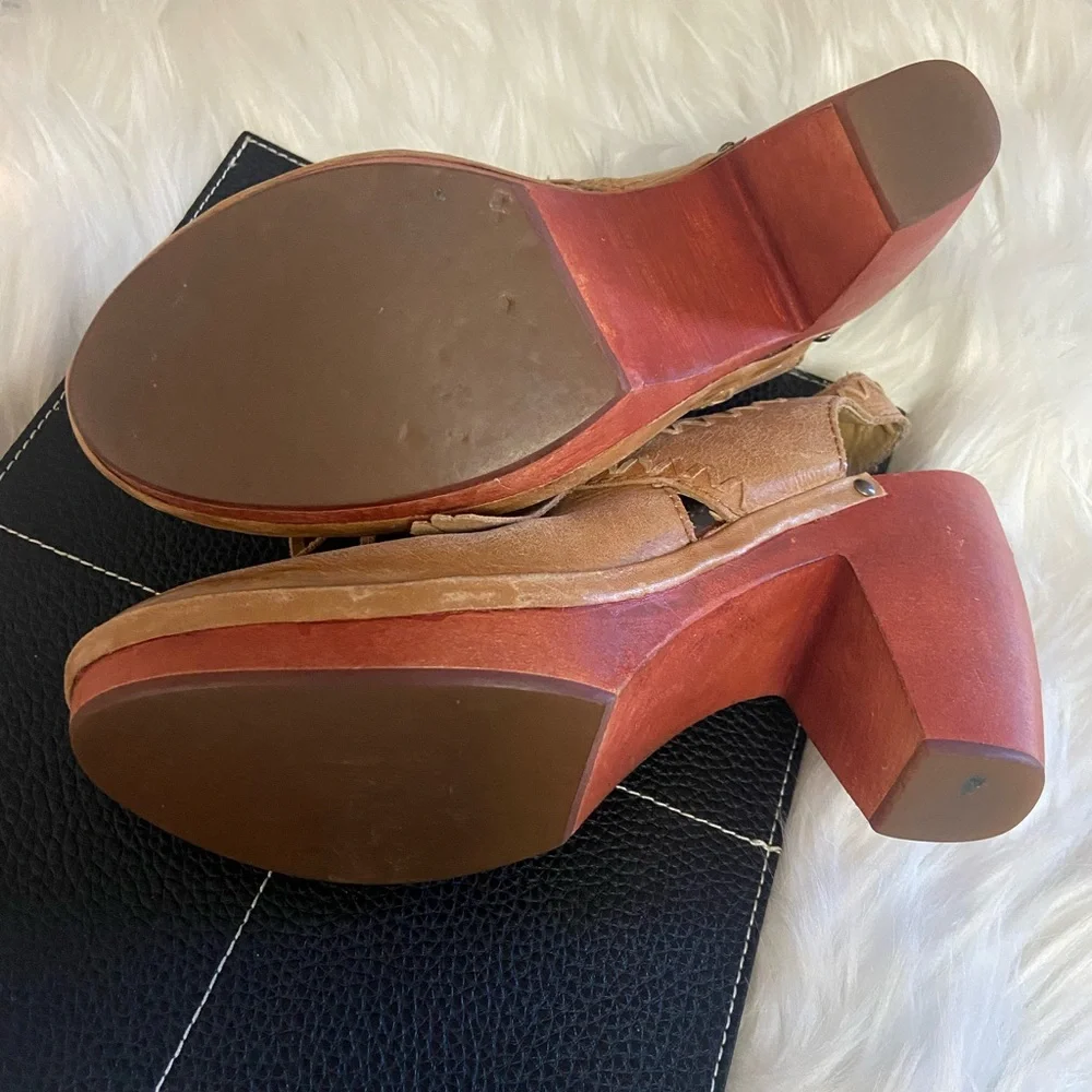 Latigo Cactus Brown Leather with  Fringe Women’s Shoes
